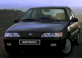 Деу Есперо, Седан 1995 - 1999 1.5 i 16V (90)