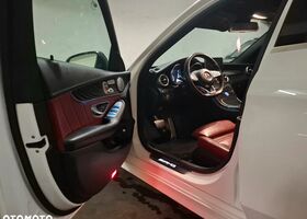 Мерседес Ц-Класс 2015 в Европе на Automoto.ua Белый Мерседес Ц-Класс, объемом двигателя 3 л и пробегом 191 тыс. км за 88900 $, фото 10 на Automoto.ua