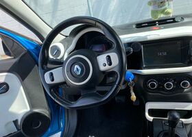 Синий Рено Твинго, объемом двигателя 1 л и пробегом 93 тыс. км за 8611 $, фото 5 на Automoto.ua