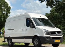 Фольксваген Крафтер 2015 в Европе на Automoto.ua Белый Фольксваген Крафтер, объемом двигателя 1.97 л и пробегом 255 тыс. км за 12448 $, фото 1 на Automoto.ua