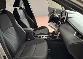 Тойота Corolla Cross 2024 в Европе на Automoto.ua Серебряный Тойота Corolla Cross, объемом двигателя 1.8 л и пробегом 24 тыс. км за 38332 $, фото 12 на Automoto.ua