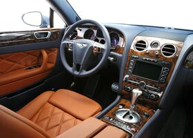 Бентлі Continental, Седан 2005 - н.в. Flying Spur 6.0 i W12 48V