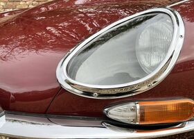 Червоний Ягуар E-Type, об'ємом двигуна 0 л та пробігом 30 тис. км за 158197 $, фото 10 на Automoto.ua