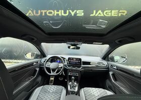 Фольксваген Ті-Рок 2024 у Європі на Automoto.ua Чорний Фольксваген Ті-Рок, об'ємом двигуна 1.5 л та пробігом 18 тис. км за 39629 $, фото 2 на Automoto.ua
