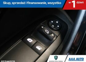 Пежо 208, объемом двигателя 1.2 л и пробегом 52 тыс. км за 7559 $, фото 16 на Automoto.ua