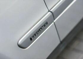Мерседес ЦЛК-Клас 1997 у Європі на Automoto.ua Сірий Мерседес ЦЛК-Клас, об'ємом двигуна 2.3 л та пробігом 173 тис. км за 15900 $, фото 8 на Automoto.ua