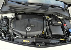 Мерседес Б-клас 2014 у Європі на Automoto.ua Білий Мерседес Б-клас, об'ємом двигуна 2.14 л та пробігом 206 тис. км за 9662 $, фото 38 на Automoto.ua