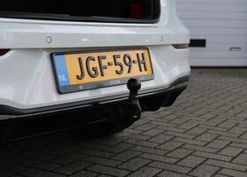 Фольксваген Golf GTE 2025 у Європі на Automoto.ua Білий Фольксваген Golf GTE, об'ємом двигуна 1.5 л та пробігом 22 тис. км за 54645 $, фото 10 на Automoto.ua