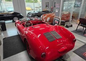 Порше 356 1955 у Європі на Automoto.ua Червоний Порше 356, об'ємом двигуна 0 л та пробігом 10 тис. км за 75379 $, фото 1 на Automoto.ua
