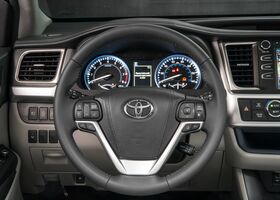 Toyota Highlander 2017 изображение 11 Toyota Highlander 2017 на тест-драйве, фото 11