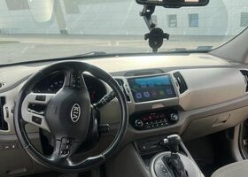 Киа Sportage, объемом двигателя 2 л и пробегом 154 тыс. км за 12959 $, фото 8 на Automoto.ua