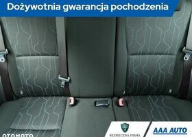 Тойота Аурис, объемом двигателя 1.36 л и пробегом 155 тыс. км за 5616 $, фото 10 на Automoto.ua