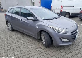 Хендай i30, об'ємом двигуна 1.58 л та пробігом 313 тис. км за 5162 $, фото 2 на Automoto.ua