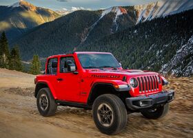 Jeep Wrangler 2020 року кузов червоного кольору