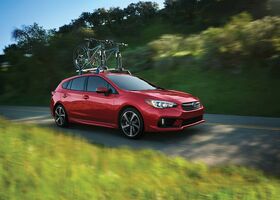 Subaru Impreza 2021 года красного цвета кузов хэтчбек на AutoMoto.ua