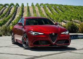 Купить новую модель Alfa Romeo Giulia 2021 свежие объявления на АвтоМото