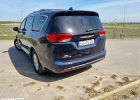 Крайслер Pacifica, об'ємом двигуна 3.61 л та пробігом 90 тис. км за 23758 $, фото 6 на Automoto.ua