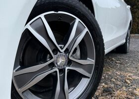 Мерседес Ц-Класс 2015 в Европе на Automoto.ua Белый Мерседес Ц-Класс, объемом двигателя 1 л и пробегом 280 тыс. км за 49900 $, фото 15 на Automoto.ua