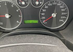 Форд Си-Макс 2004 в Европе на Automoto.ua Серый Форд Си-Макс, объемом двигателя 0 л и пробегом 230 тыс. км за 1200 $, фото 7 на Automoto.ua