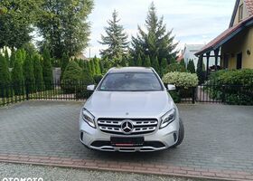 Мерседес ГЛА-Класс 2019 в Европе на Automoto.ua Серый Мерседес ГЛА-Класс, объемом двигателя 1 л и пробегом 88 тыс. км за 20218 $, фото 1 на Automoto.ua