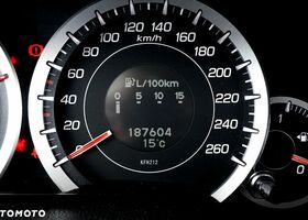 Хонда Аккорд, объемом двигателя 2 л и пробегом 187 тыс. км за 10778 $, фото 26 на Automoto.ua