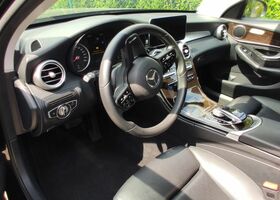 Мерседес Ц-Класс 2019 в Европе на Automoto.ua Черный Мерседес Ц-Класс, объемом двигателя 1 л и пробегом 182 тыс. км за 16925 $, фото 8 на Automoto.ua