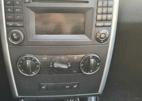 Мерседес Б-клас 2011 у Європі на Automoto.ua Бежевий Мерседес Б-клас, об'ємом двигуна 1 л та пробігом 148 тис. км за 5448 $, фото 5 на Automoto.ua