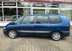 Рено Гранд Еспейс 2002 у Європі на Automoto.ua Синій Рено Гранд Еспейс, об'ємом двигуна 2 л та пробігом 330 тис. км за 2184 $, фото 2 на Automoto.ua