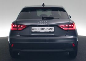 Сірий Ауді A1, об'ємом двигуна 1 л та пробігом 5 тис. км за 29704 $, фото 16 на Automoto.ua