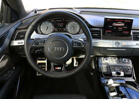 Audi S8 2017 на тест-драйві, фото 12