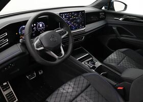 Фольксваген Тігуан 2025 у Європі на Automoto.ua Синій Фольксваген Тігуан, об'ємом двигуна 1.5 л та пробігом 50 тис. км за 68824 $, фото 1 на Automoto.ua