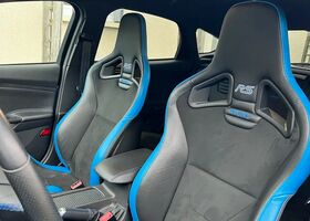 Форд Фокус 2017 в Европе на Automoto.ua Синий Форд Фокус, объемом двигателя 2.3 л и пробегом 27 тыс. км за 38900 $, фото 8 на Automoto.ua