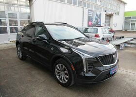 Черный Кадиллак XT4, объемом двигателя 2 л и пробегом 20 тыс. км за 32740 $, фото 2 на Automoto.ua