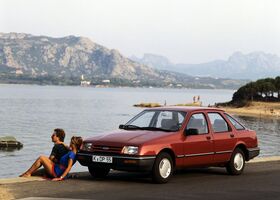 Форд Сиерра, Хэтчбек 1982 - 1989 Hatchback I 2.0