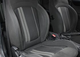 Мини John Cooper Works, объемом двигателя 2 л и пробегом 219 тыс. км за 10540 $, фото 24 на Automoto.ua