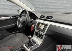 Фольксваген Пассат Варіант 2012 у Європі на Automoto.ua Сірий Фольксваген Пассат Варіант, об'ємом двигуна 1.6 л та пробігом 374 тис. км за 5258 $, фото 14 на Automoto.ua