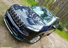 Джип Cherokee, об'ємом двигуна 1.96 л та пробігом 249 тис. км за 12073 $, фото 1 на Automoto.ua