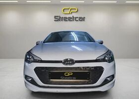 Хендай и20 2015 в Европе на Automoto.ua Белый Хендай и20, объемом двигателя 1.12 л и пробегом 171 тыс. км за 8744 $, фото 7 на Automoto.ua