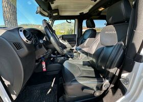 Джип Вранглер 2017 в Европе на Automoto.ua Белый Джип Вранглер, объемом двигателя 2.78 л и пробегом 111 тыс. км за 32200 $, фото 14 на Automoto.ua