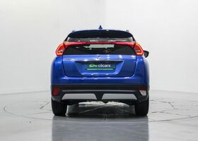 Мицубиси Eclipse Cross 2019 в Европе на Automoto.ua Синий Мицубиси Eclipse Cross, объемом двигателя 1.5 л и пробегом 95 тыс. км за 21246 $, фото 3 на Automoto.ua