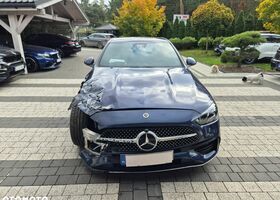 Мерседес Ц-Клас 2023 у Європі на Automoto.ua Синій Мерседес Ц-Клас, об'ємом двигуна 1 л та пробігом 32 тис. км за 23366 $, фото 4 на Automoto.ua