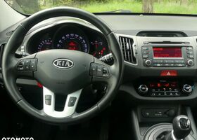 Кіа Sportage, об'ємом двигуна 1.59 л та пробігом 185 тис. км за 8575 $, фото 21 на Automoto.ua