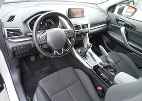 Мицубиси Eclipse Cross 2019 в Европе на Automoto.ua Мицубиси Eclipse Cross, объемом двигателя 1.5 л и пробегом 43 тыс. км за 17990 $, фото 7 на Automoto.ua