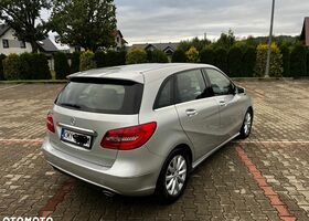 Мерседес Б-класс 2013 в Европе на Automoto.ua Серый Мерседес Б-класс, объемом двигателя 1 л и пробегом 184 тыс. км за 8451 $, фото 9 на Automoto.ua