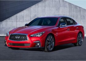 Infiniti Q50 2019 на тест-драйве, фото 6