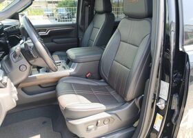 Шевроле Сильверадо 2024 в Европе на Automoto.ua Черный Шевроле Сильверадо, объемом двигателя 6.16 л и пробегом 30 тыс. км за 93702 $, фото 12 на Automoto.ua