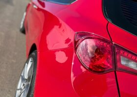 Альфа Ромео Giulietta 2012 у Європі на Automoto.ua Червоний Альфа Ромео Giulietta, об'ємом двигуна 1 л та пробігом 146 тис. км за 7482 $, фото 10 на Automoto.ua