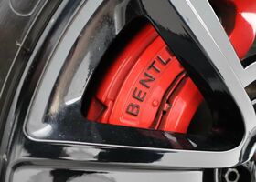 Сірий Бентлі Continental GT, об'ємом двигуна 6 л та пробігом 200 тис. км за 30216 $, фото 10 на Automoto.ua