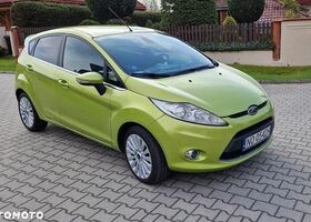 Форд Фиеста, объемом двигателя 1.6 л и пробегом 135 тыс. км за 5594 $, фото 32 на Automoto.ua