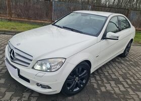 Мерседес Ц-Класс 2009 в Европе на Automoto.ua Белый Мерседес Ц-Класс, объемом двигателя 1 л и пробегом 213 тыс. км за 37900 $, фото 2 на Automoto.ua